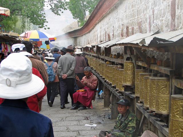 Lhassa : près du Potala