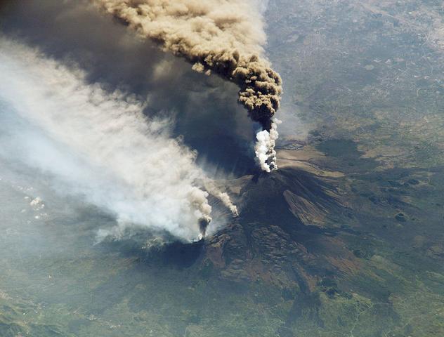 Sicile : éruption de l'Etna