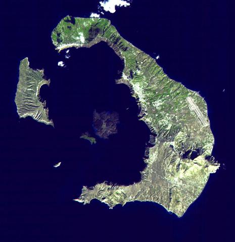 Grèce : volcan de Santorin (mer Égée)