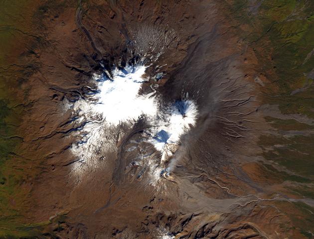 Volcan Bezymianny (péninsule du Kamchatka)