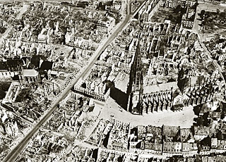 Freiburg dtruite par les bombardements en 1945