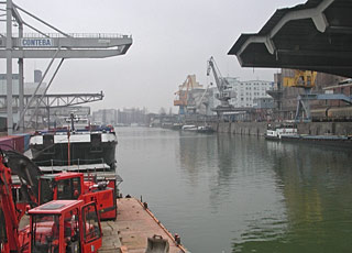 Port de Basel - Photo Karl Steinbach