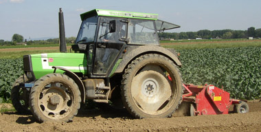 Tracteur au travail  - Photo Giulio Tosca / LMZRP