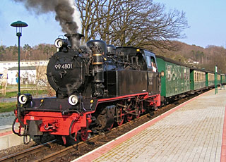 Auf dem Bahnsteig - Foto Dietmar Lehmann