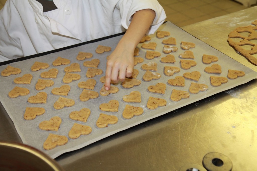 TanguyWarum drückt Tanguy auf die Weihnachtsplätzchen?